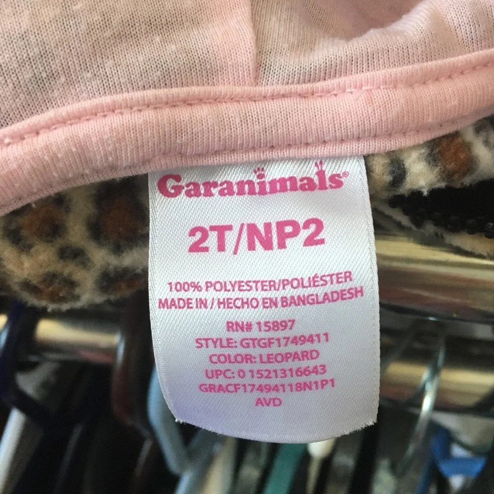 FINAL MARKDOWN Girls garanimals fleece jacket 2t